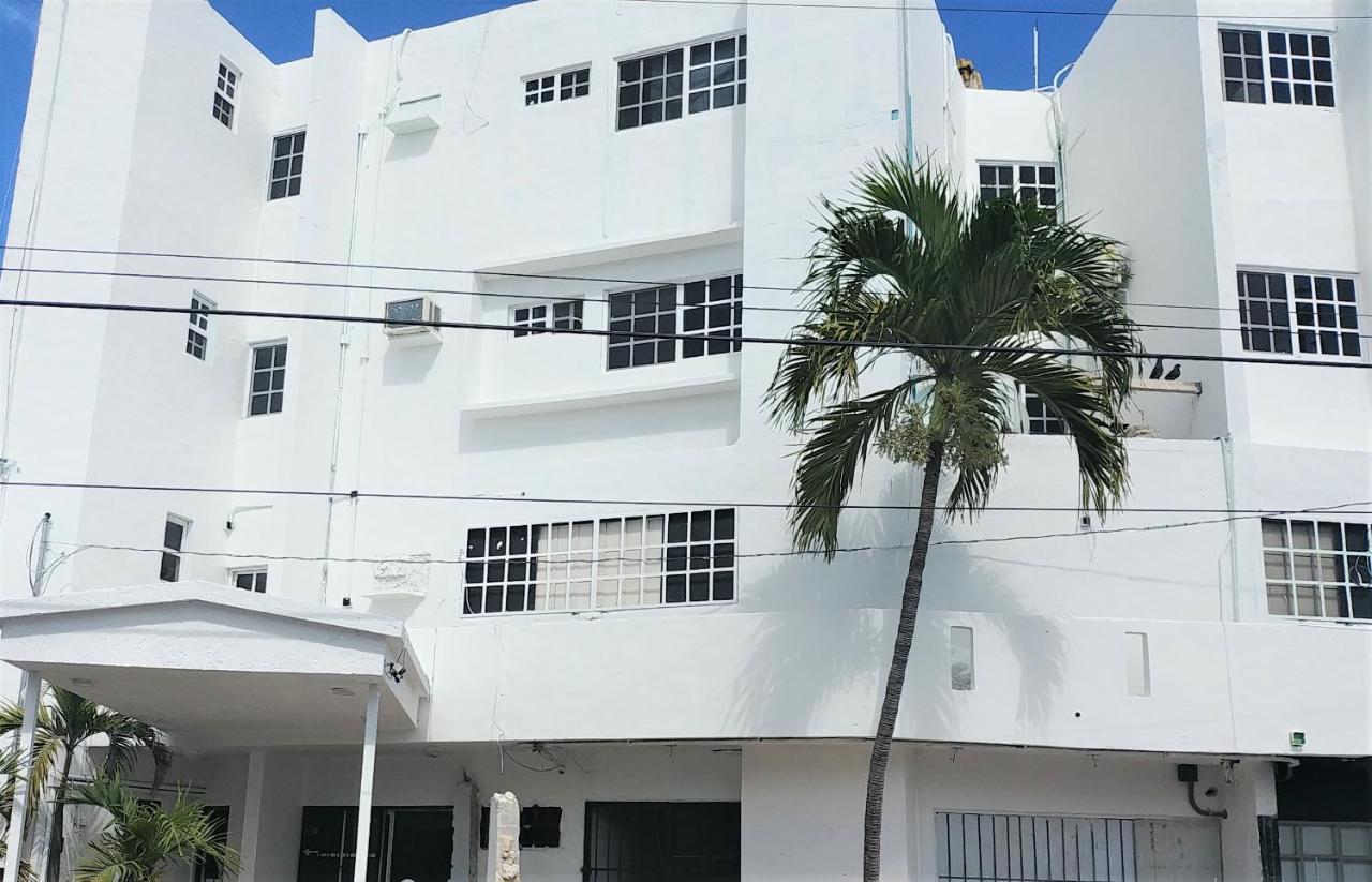 Hotel Chi Ibal Hu Cancún Exterior foto